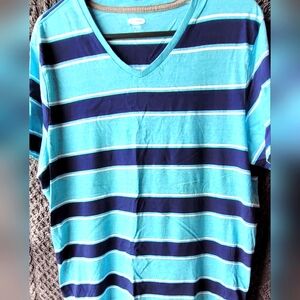 GAP, XL V Neck stripped shirt